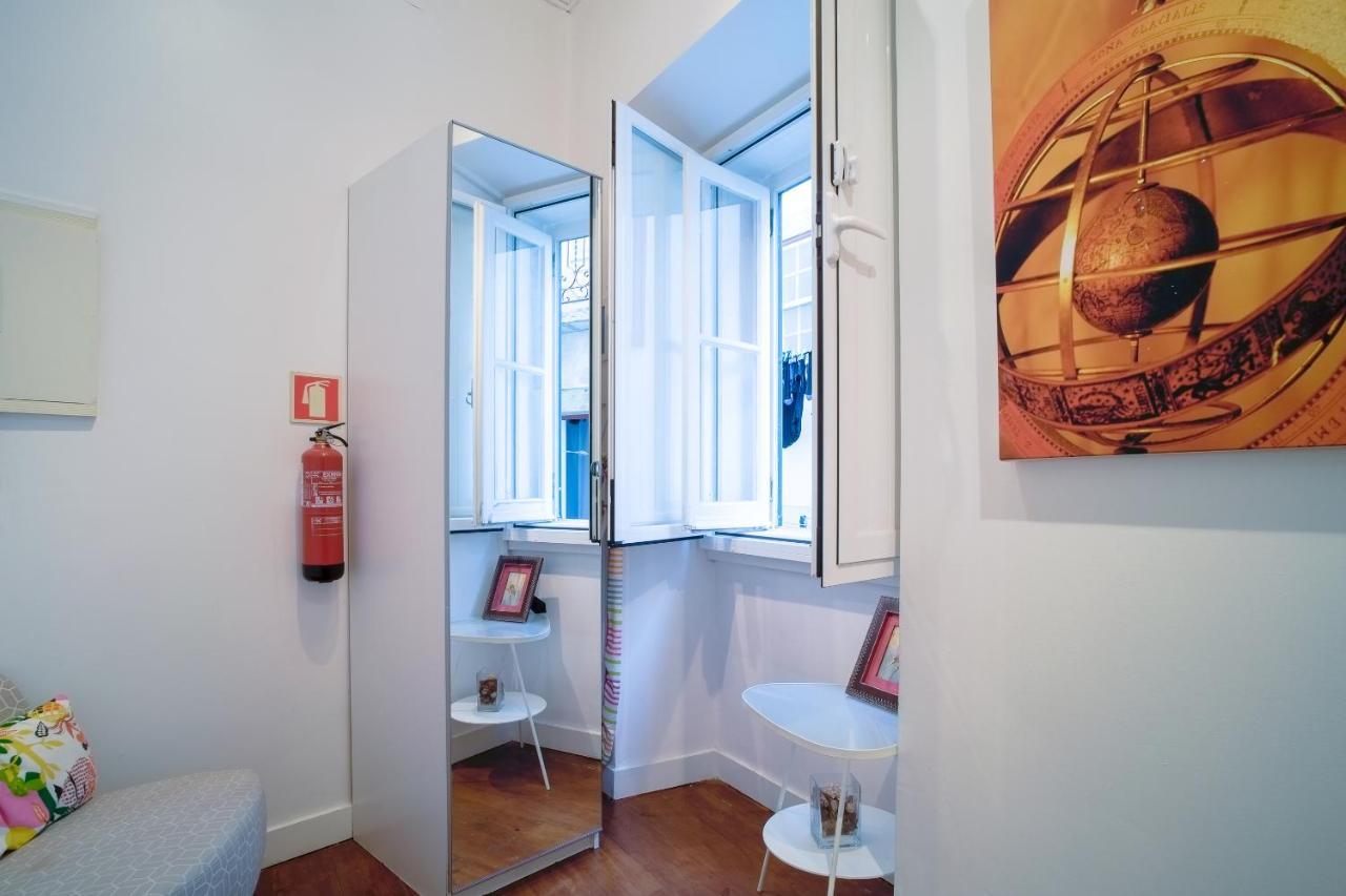 Lisbon Alfama S. Pedro Typical Appartement Buitenkant foto